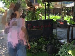 门口-Pundi Pundi Restaurant