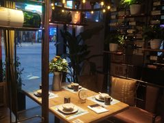 -临界音乐酒馆·小龙虾·江湖菜(华熙LIVE·鱼洞店)