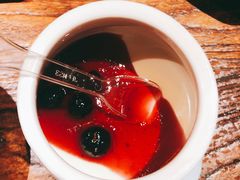 -老牌坊云南鱼豆花火锅(嵩山店)