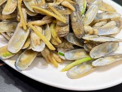 -黄泥岗·地道湖北菜(奥特莱斯店)