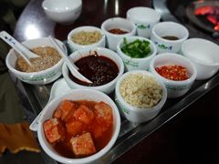 -朝伟清真铜瓢牛肉馆(三十年老·店)