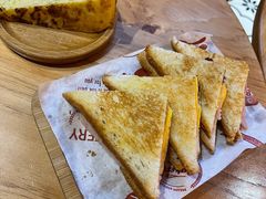 比基尼黑松露火腿三明治-tapas by dos cielos西班牙餐厅(重庆光环购物公园店)