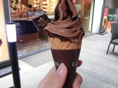 巧克力软冰淇淋-GODIVA(港汇恒隆广场)