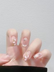 -悦指间美甲美睫