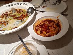 -江渔儿酸菜鱼·拔草餐厅(虎门君乐汇店)