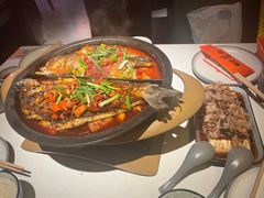 -鸣记脆皮烤鱼(三八广场店)