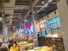 大堂-么肆烤肉·中式自助·烤肉大排档(街道口季佳PAI店)