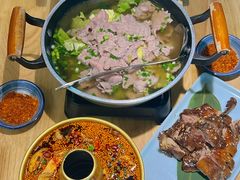 -全牛匠·乐山跷脚牛肉(新中关店)