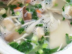 菌菇汤-大眼锅贴水饺(河东店)