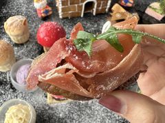 -亚龙湾喜来登·美景台大堂吧