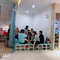 -慢脚印孕产中心(园区国金店)