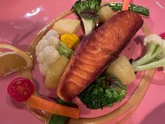 -SISTERS BAR RESTAURANT川意酒馆(嘉善老市H楼店)
