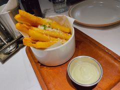 -阿妮叶李(光谷世界城店)
