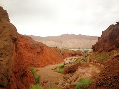 -天山神秘大峡谷