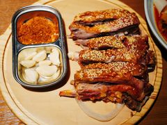 馕坑烤羊排-疆里疆外·和田烤肉·清真