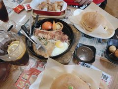 -多多茶餐厅(松风路店)