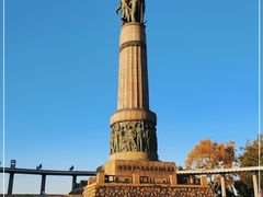 -人民防洪胜利纪念塔