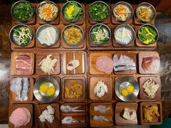 -银米·云南传统过桥米线(双廊黑金冠店)