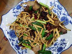 -记忆湘菜馆(芙蓉镇店)