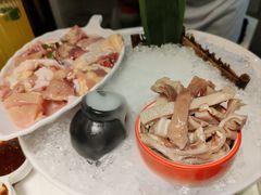 -洪氏嗨捞·猪肚鸡火锅(阳光天地店)