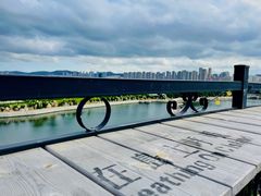-莫内艺术岛海景咖啡
