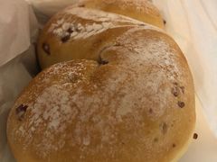 蔓越莓奶酪软欧-啊噗吐呦现场烘焙(麦凯乐店)