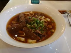 天下绝品牛肉面-天下三绝 牛肉面/红酒