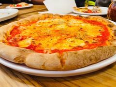 -城市大道红炉披萨烘焙坊