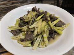 -食德喜·阳山鸡王食研基地