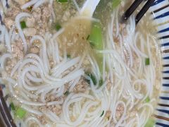 -鲜越鲜鱼粉(财富购物中心店)