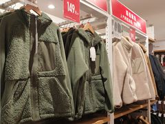 -优衣库(上海虹口龙之梦店)