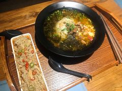 -八月美食小馆(银泰城总店)