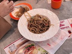 -必胜客餐厅(昆百大泰业城店)