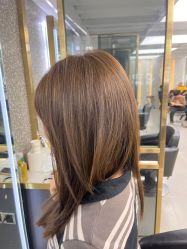 -苏奇发型·烫发染发