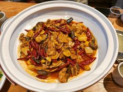 姜辣娃娃渔-印象鲵宴·张家界地标美食名片(溪布街店)