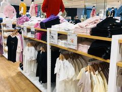-优衣库(上海金桥太茂店)