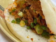 粉蒸肉咔饼-代四孃牛华豆腐脑美味小食(总店)