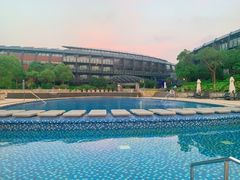 -上海滴水湖皇冠假日酒店