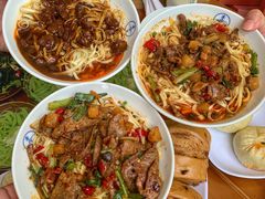 -李与白包子铺(桐梓林店)