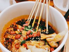 钵钵鸡-诚铭记·虾仁汤包·成都小吃(融创店)
