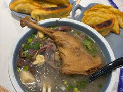-老新隆牛肉锅贴(新街口店)