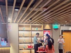 -海底捞火锅鲜切牛肉主题店(长寿路店)