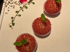 -江上荟·创意中国菜(绿地缤纷城店)