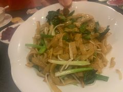 -名门潮牛·鲜牛肉海鲜火锅.烧烤自助餐厅(诚丰广场店)