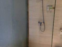 -莫泰酒店(厦门万象城火车站地铁站店)