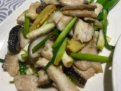 葱姜炒生鱼片-粤·向群饭店(龙津东路总店)