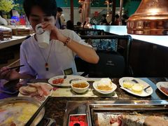 -阪尚皇·原切牛排·烤肉火锅自助(北京路店)