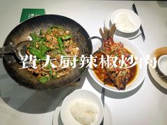 -费大厨辣椒炒肉(高铁吾悦广场店)
