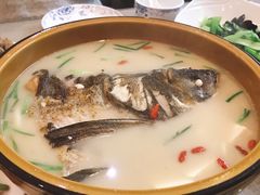 本塘鲫鱼豆腐汤-火龙堂·风味民间菜(文一路店)