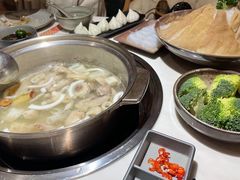 -喃喃椰·糟粕醋·椰子鸡火锅(七堡花园店)